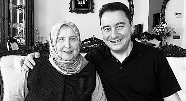 Ali Babacan'nın annesi Güneri Babacan hayatını kaybetti.