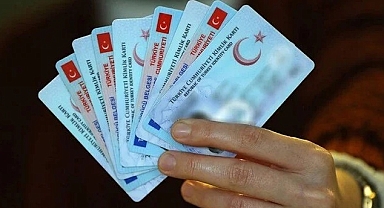 Nüfus Müdürlüklerinde yılsonu yoğunluğu.