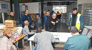 Karabağlar Belediyesi'nden üreticiye kesintisiz destek