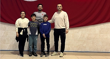 KARAMANLI YÜZÜCÜLERDEN BÜYÜK BAŞARI