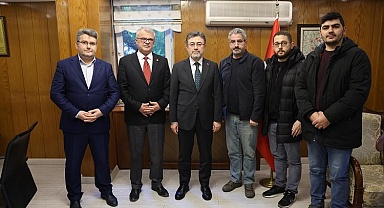 Bakan Yumaklı’ya yerel gazetelerin ilan sıkıntısı anlatıldı