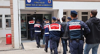 Edirne'de 9 FETÖ üyesi sınırda yakalandı
