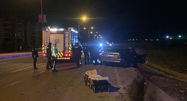 Otogar Kavşağında Ambulans ve Otomobil Çarpıştı: 5 yaralı