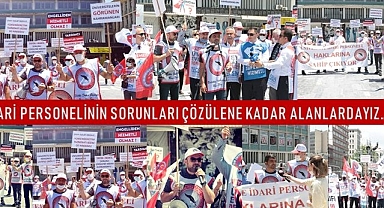 ÜNİ-PER-SEN YÖK ÖNÜNDE EYLEM YAPTI