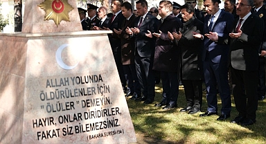 18 Mart Şehitler Günü Anma Programı H.Engin Sarıibrahim Katılımıyla Yapıldı