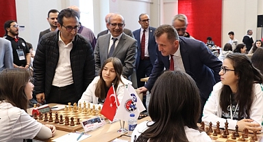 TÜRKİYE KÜÇÜKLER VE YILDIZLAR TAKIM SATRANÇ ŞAMPİYONASI KARAMAN'DA BAŞLADI