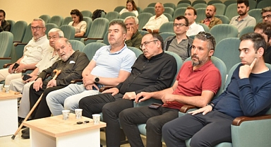 EMEKLİ FOTOĞRAF SANATÇISI KARAMAN’IN HAFIZASI MUSTAFA KOÇAK KMÜ’YE KONUK OLDU
