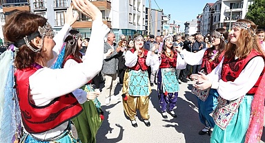 Nilüfer’de hıdırellez coşkusu yaşandı