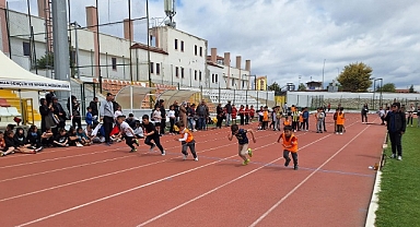 TÜRK DİL BAYRAMI KOŞUSUNDA 185 SPORCU YARIŞTI