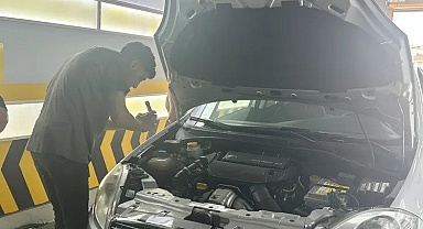 Enkaz altındaki araçlarla yapılan change vurgununa dikkat