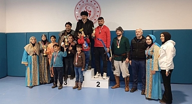 FETİH KUPASI GELENEKSEL TÜRK OKÇULUĞU MÜSABAKALARI TAMAMLANDI
