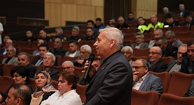 Vali Çiçekli Muhtarları Topladı