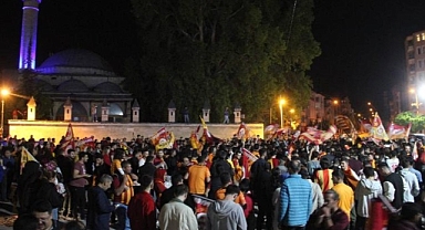 Galatasaray, Süper Lig'in bitimine 2 hafta kala şampiyonluğunu ilan etti