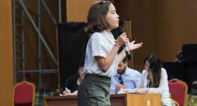 Karamanlı Öğrenciler İngilizceyi Sanatla, Bilgiyle, Sesle Yorumladı