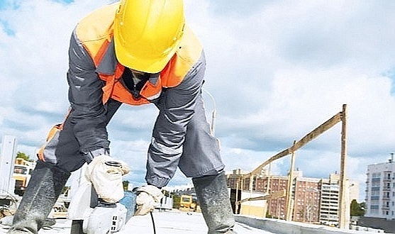 Çalışanlarına yüksek ücret verip bordrolarında asgari ücret veren işverenlere ceza geliyor