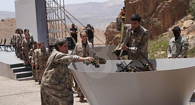 PKK SİLAH BIRAKMAYA BAŞLADI