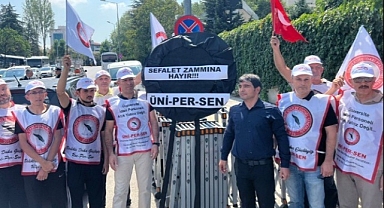 ÜNİPERSEN: MASA TİYATROSUNA SON: HAKKIMIZI ALANA KADAR ALANDAYIZ!