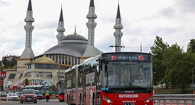 Sakarya'da toplu taşımada öğrencilerin tercihi Büyükşehir... Aylık kullanım verileri açıklandı