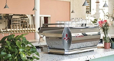 İşletmeniz İçin En İyi Espresso Makinesi Hangisi?