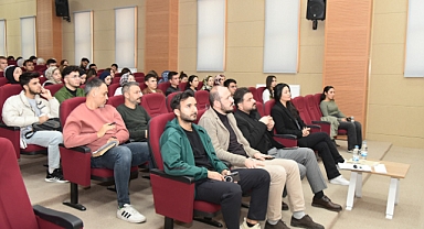 KMÜ’den “Eğitici Bir Aktör Olarak Medya” Semineri