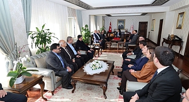 Belediye Başkanı Savaş Kalaycı’dan Vali Hayrettin Çiçek’e Hayırlı Olsun Ziyareti
