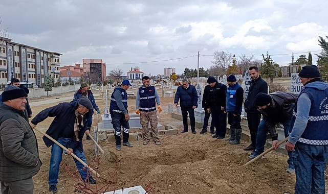 Kimsesizdi Ama Sahipsiz Değildi