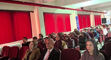 Fatih Anadolu Lisesi’nde “Maarif Perspektifinde Sağlıklı Ramazan” Söyleşisi 