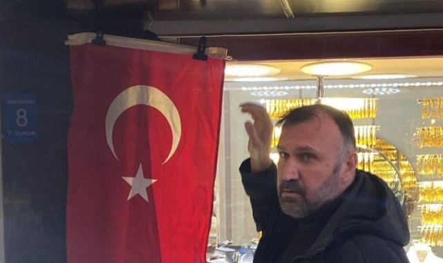 Karaman Belediyesi'inden Bayrak Seferberliği