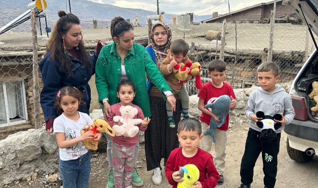 Yukarı Kızılca ve Dağkonak’ta Oyuncak Sevinci: Minik Yürekler Gülümsedi