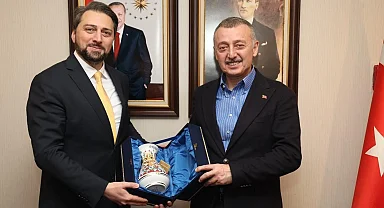 Başkan Büyükakın’dan Halep’te ziyaret trafiği