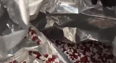 İstanbul’da dev uyuşturucu operasyonu... 1,4 milyon hap ele geçirildi