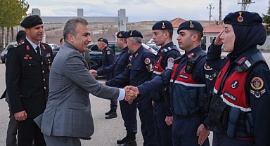 Karaman Valisi Çiçek ve İl protokolünden Bayramda Anlamlı Ziyaretler