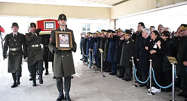 TSK’dan şehit binbaşı Sinan Taştekin’e son görev