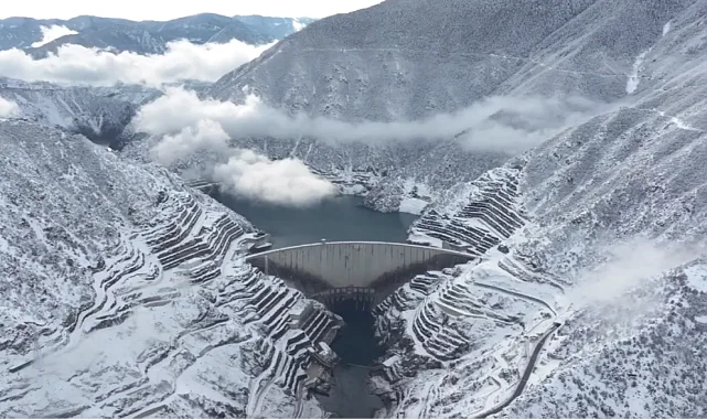 DSİ: Deriner Barajı 2025’te rekor elektrik üretti