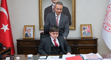 Vali Çiçek, Valilik Makamını Mustafa Kemal Aydın’a Devretti