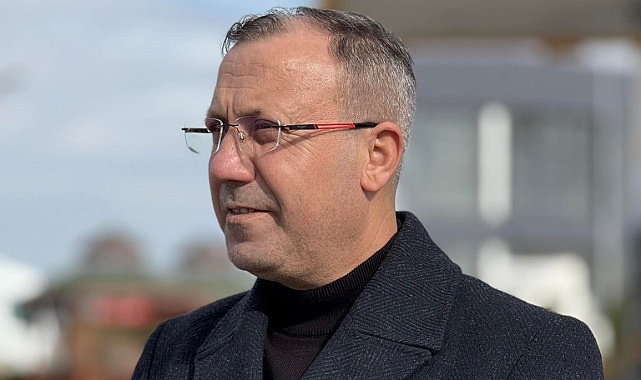 Yeniden Refah Partisi Merkez İlçe Başkanı Mehmet Ünalan Görevinden İstifa Etti