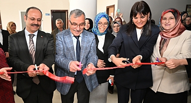 KMÜ’de Koruyucu Aileler ve Çocuklar İçin Oyun Terapisi Odası Açıldı