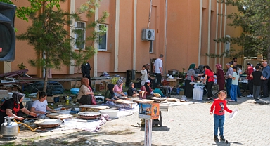 Vali Çiçek ve Eşi Kamu-Sen Pikniğinde Kamu Çalışanlarıyla Buluştu