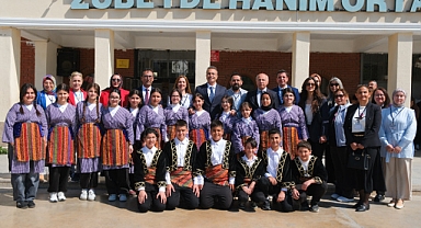 Zübeyde Hanım Ortaokulu’nda Bilim ve Teknoloji Şöleni