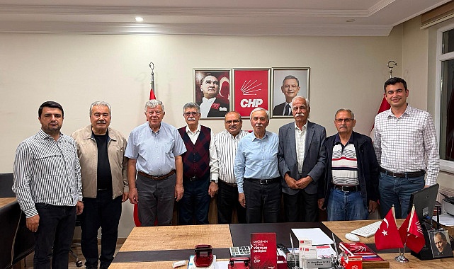 CHP Karaman İl Başkanlığı'nda Önceki Dönem İl Başkanlarıyla Toplantı Düzenlendi