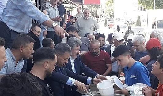 Karaman Berberler ve Kuaförler Odası'ndan Örnek Dayanışma: Gelenek Yaşatıldı, Gönüller Isındı