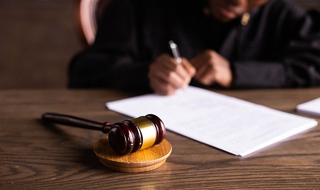 TCK 105 Cinsel Taciz Suçu: Fiziksel Temas Olmadan da Suç Oluşur mu?