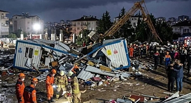 Antalya’da hortum faciası: 4 işçi hayatını kaybetti