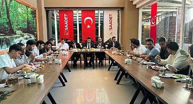 Haldun Pekdemir Karaman’da Konuştu: “Türkiye’nin Gerçek Gündemi Gençliğin Geleceğidir”