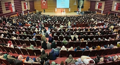 Karaman’da MGV Aile Konferansı’na Yoğun İlgi