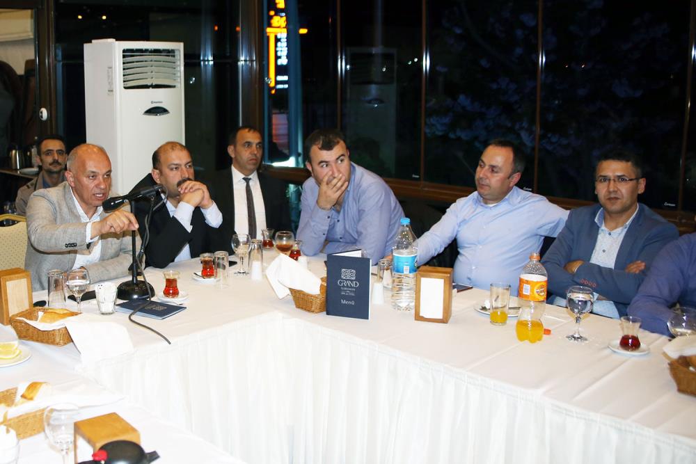 BAŞKAN ÇALIŞKAN MAHALLE TEMSİLCİLERİ İLE BİR ARAYA GELDİ