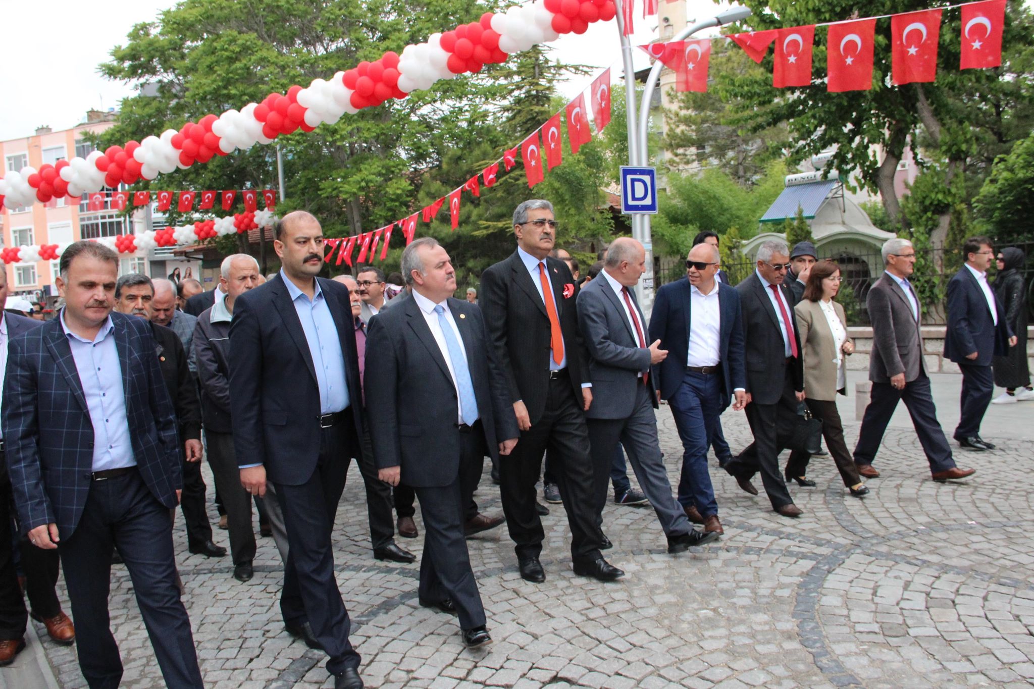 Hz. Mevlana ve Hz. Yunus'a Sevgi Yürüyüşü Yapıldı