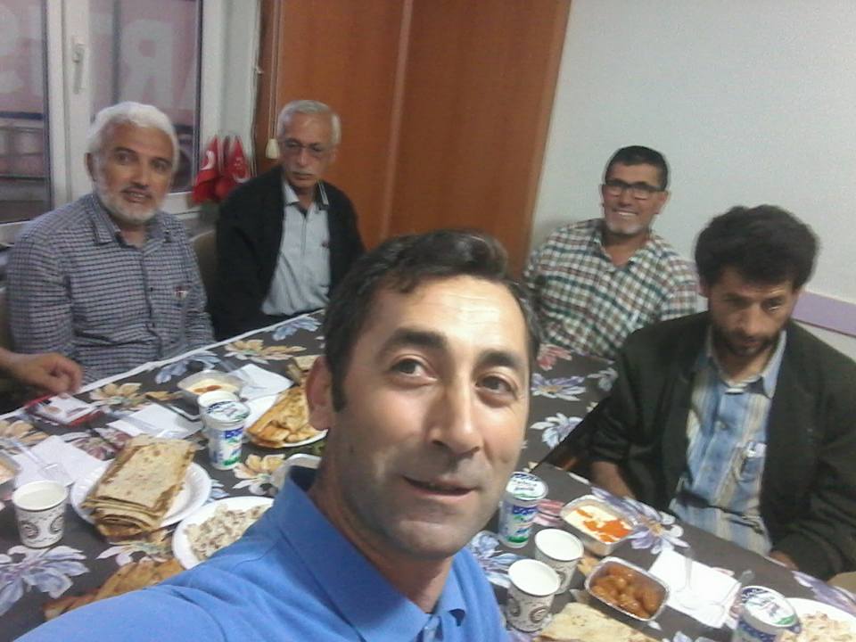 SAADET LİDERİ KARAMOLLAOĞLU SAADET ADAYLARINI EKRANA KİLİTLEDİ