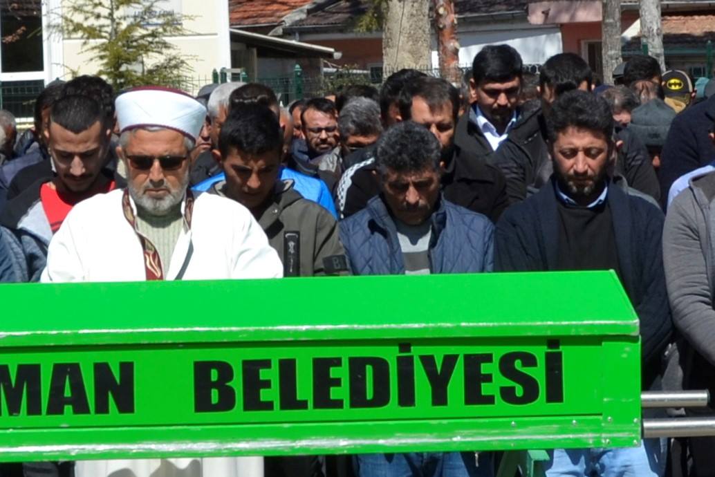 Oğlu öldürülen baba kalp krizinden vefat etti, organları umut oldu