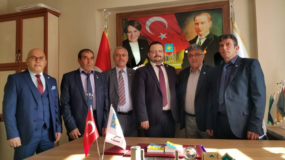 İYİ Parti listelerini açıkladı